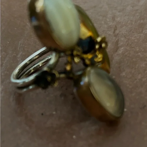 Silver elegant adjustable jewelry ring with several oval stones magnificent - Picture 3 of 13